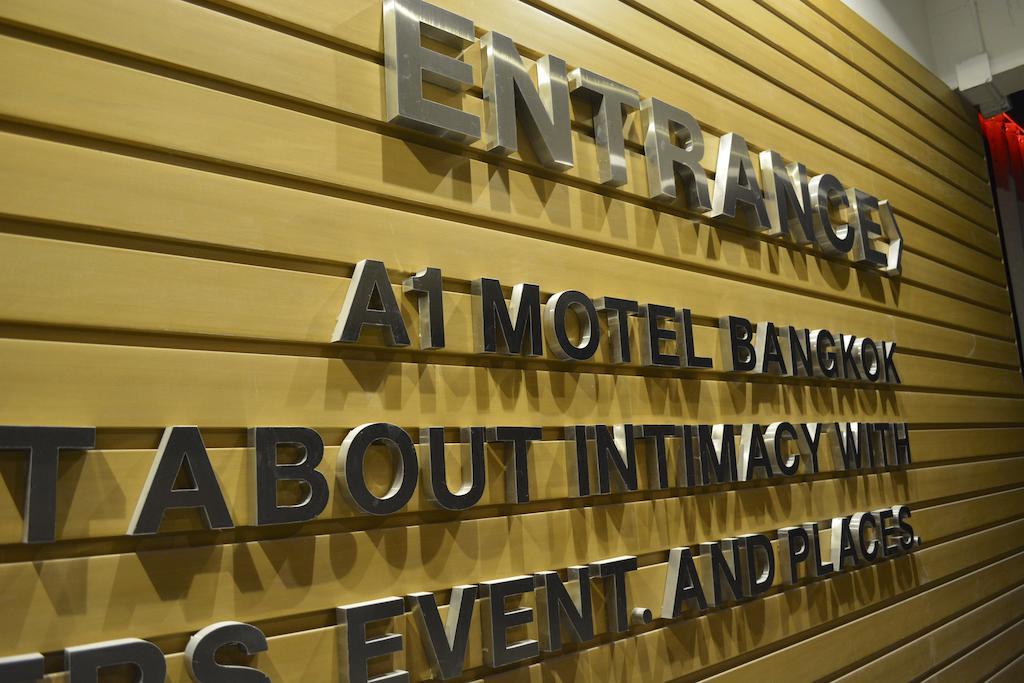 A-One Motel Bangkok Exterior photo