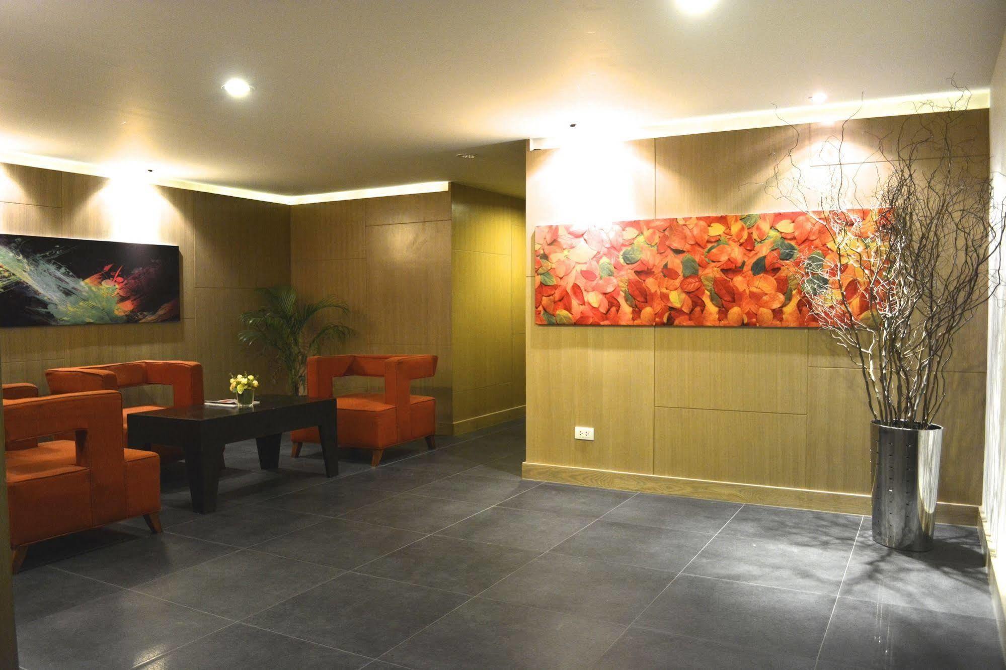 A-One Motel Bangkok Exterior photo
